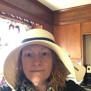 Meet your Posher, Jennie